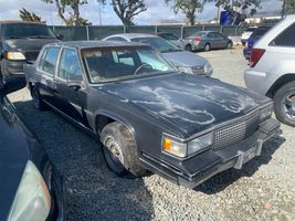 1988 CADILLAC FLEETWOOD