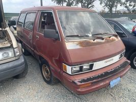 1985 TOYOTA VAN LE