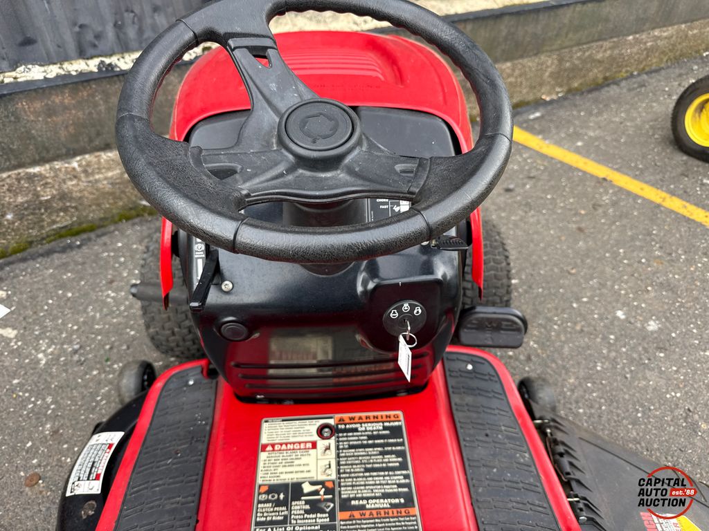 2012 TROY-BILT BRONCO GARDEN TRACTOR 8