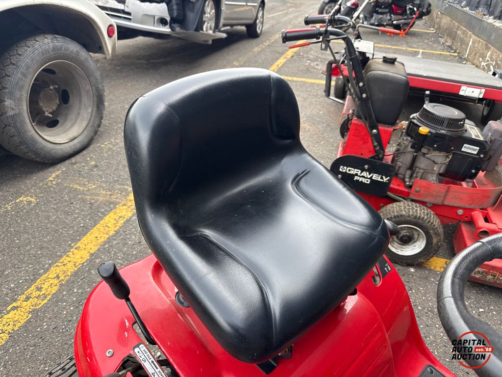 2012 TROY-BILT BRONCO GARDEN TRACTOR 6