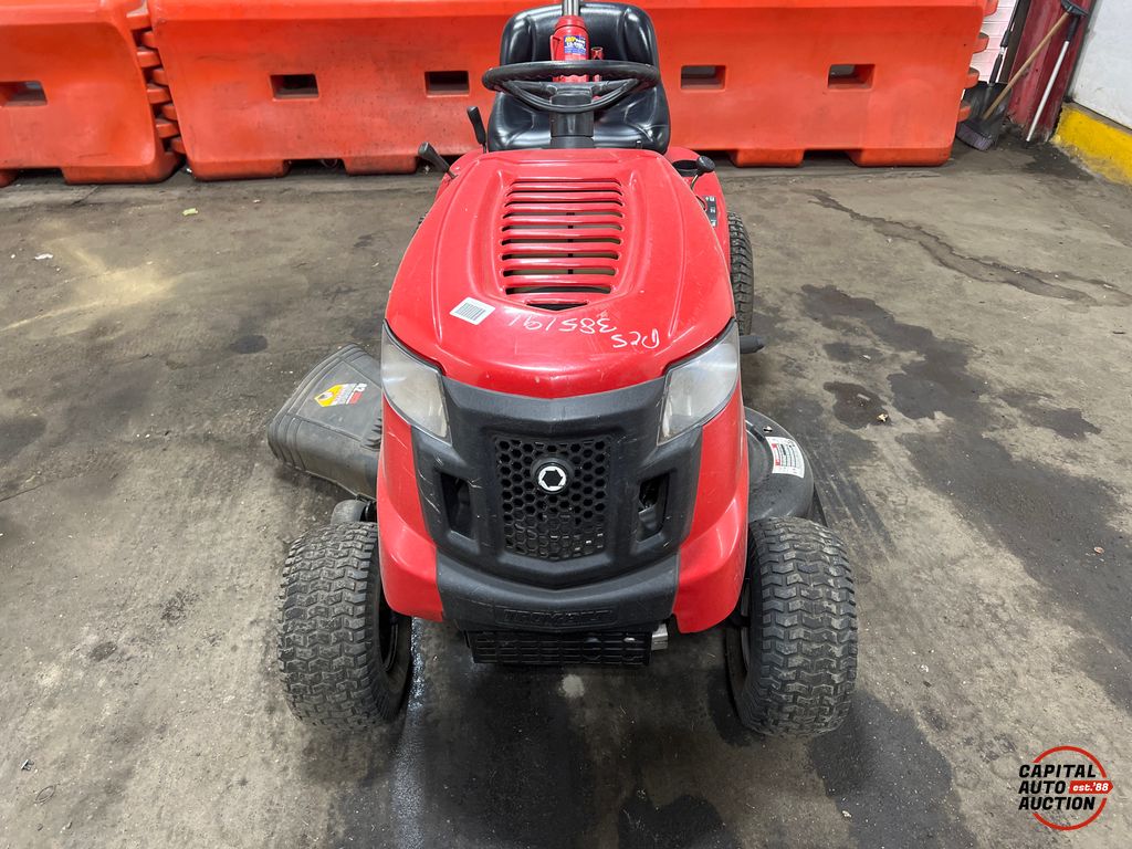 2012 TROY-BILT BRONCO GARDEN TRACTOR 4