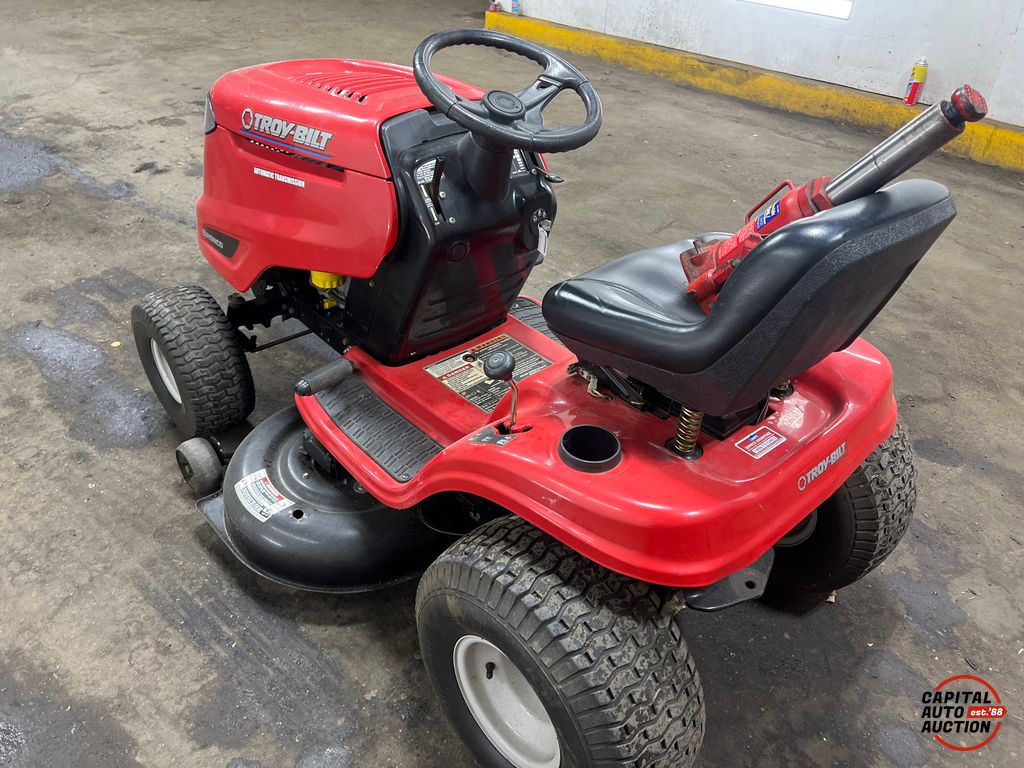 2012 TROY-BILT BRONCO GARDEN TRACTOR 2