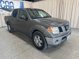 2008 NISSAN FRONTIER LE