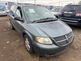 2005 DODGE GRAND CARAVAN SXT