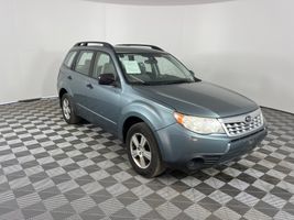 2011 SUBARU FORESTER X