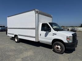 2009 FORD COMMERCIAL VANS E350