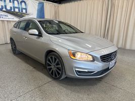 2015 VOLVO V60 T5 PREMIER - 2015.5