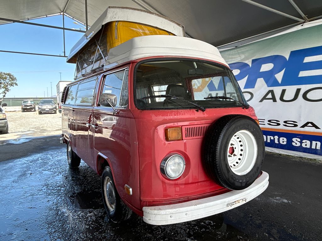1973 VOLKSWAGEN BUS