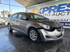 2011 HYUNDAI ELANTRA GLS