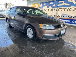 2011 VOLKSWAGEN JETTA BASE