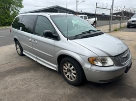 2002 CHRYSLER TOWN & COUNTRY LX