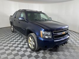 2012 CHEVROLET AVALANCHE LS