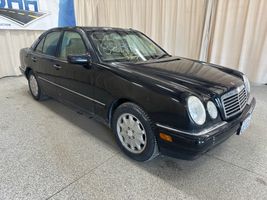 1999 MERCEDES-BENZ E CLASS E320