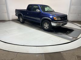 2002 TOYOTA TUNDRA SR5 V8