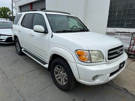 2004 TOYOTA SEQUOIA LIMITED