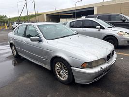 2002 BMW 5-SERIES 530I