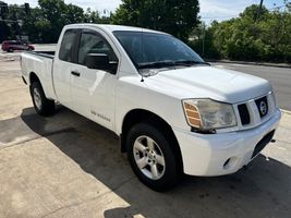 2005 NISSAN TITAN 