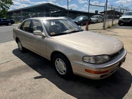1994 TOYOTA CAMRY LE
