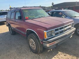 1993 CHEVROLET S10 BLAZER TAHOE