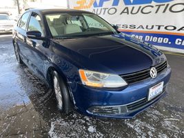 2011 VOLKSWAGEN JETTA SE