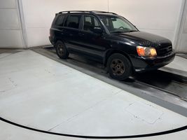 2001 TOYOTA HIGHLANDER BASE