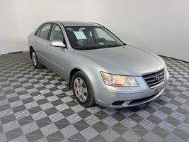 2009 HYUNDAI SONATA 