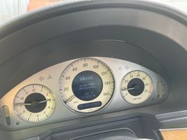 2005 MERCEDES-BENZ E CLASS E320