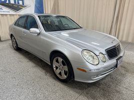 2005 MERCEDES-BENZ E CLASS E320