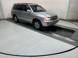 2003 TOYOTA HIGHLANDER BASE