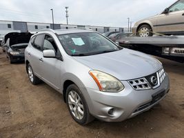 2011 NISSAN ROGUE SL