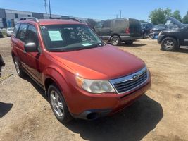2010 SUBARU FORESTER X
