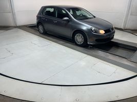 2010 VOLKSWAGEN GOLF 4-DOOR