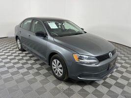 2011 VOLKSWAGEN  BASE