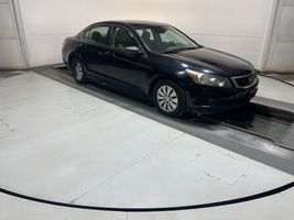 2010 HONDA ACCORD LX