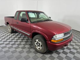 2000 CHEVROLET S10 