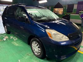 2004 TOYOTA SIENNA CE