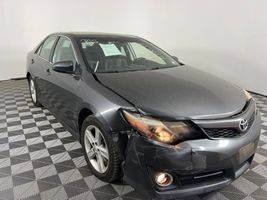 2013 TOYOTA CAMRY SE