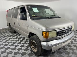 2003 FORD E350 VANS XL