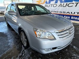 2006 TOYOTA AVALON