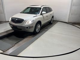 2011 BUICK ENCLAVE CXL 1