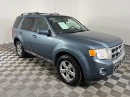 2010 FORD ESCAPE LIMITED
