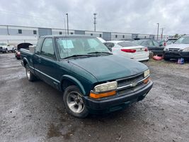 1998 CHEVROLET S10 LS