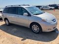 2009 TOYOTA SIENNA