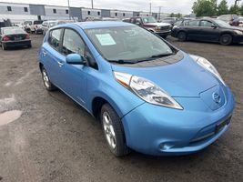 2013 NISSAN LEAF S