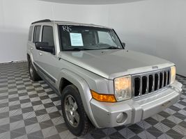 2008 JEEP COMMANDER SPORT
