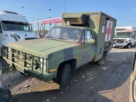 1994 CHEVROLET D30 MILITARY POSTAL  UNIT