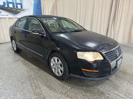 2006 VOLKSWAGEN PASSAT 
