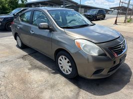 2013 NISSAN VERSA S