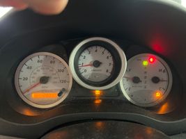 2004 TOYOTA RAV4 BASE