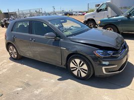 2017 VOLKSWAGEN EGOLF SEL PREMIUM